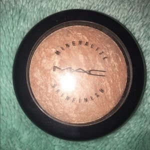 MAC Cosmetics Makeup - MAC Soft & Gentle Mineralize Skinfinish MAC Cosmetics Makeup - MAC Soft & Gentle Mineralize Skinfinish