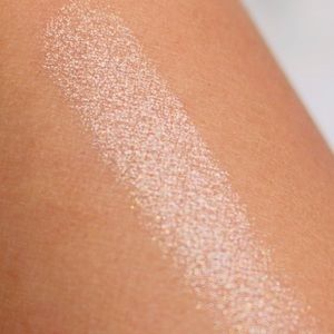 MAC Cosmetics Makeup - MAC Soft & Gentle Mineralize Skinfinish MAC Cosmetics Makeup - MAC Soft & Gentle Mineralize Skinfinish
