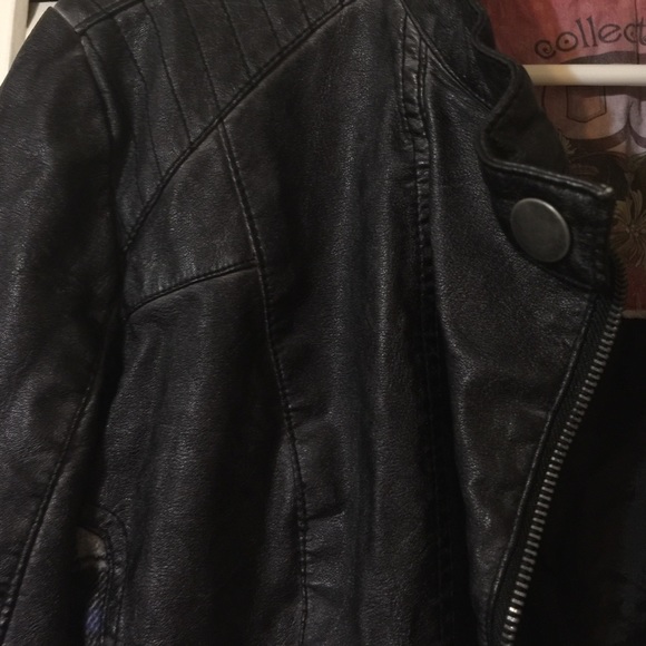 Bernardo jacket - Picture 2 of 4