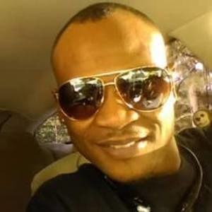 Meet your Posher, Marc antonio