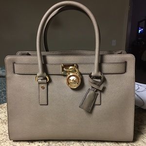SOLD! Michael Kors Hamilton in Dark Dune