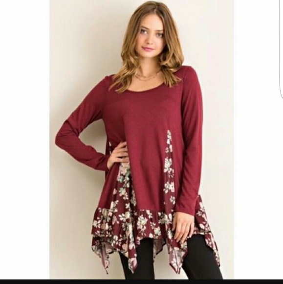 Beautiful boutique tunic sz M NWT