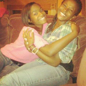 Meet your Posher, Dee