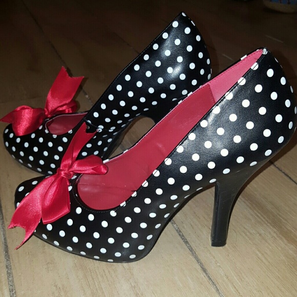 Pin Up Couture Heels