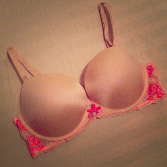 Victorias Secret push up bra