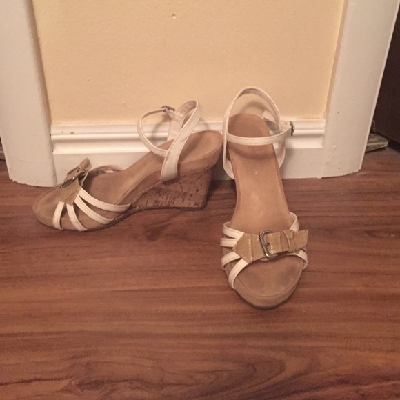 Sandal heels