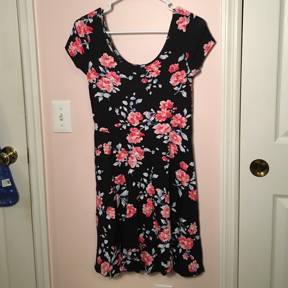 Floral patterned dress