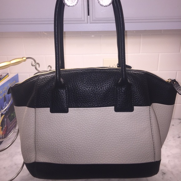 Kate Spade - Picture 2 of 3