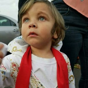 Meet your Posher, James