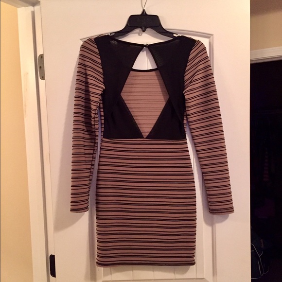 Dress 👗 - Picture 2 of 3