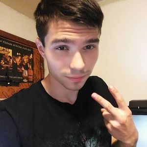 Meet your Posher, Kenneth