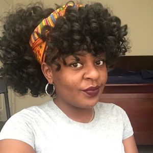 Meet your Posher, Crissy