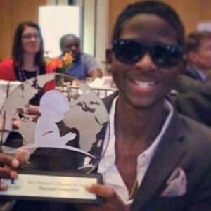 Meet your Posher, Samira