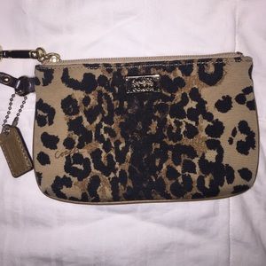 Cheetah Coach Clutch!