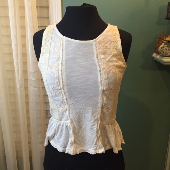 American Eagle Lace Peplum Tank Top - Picture 1 of 3