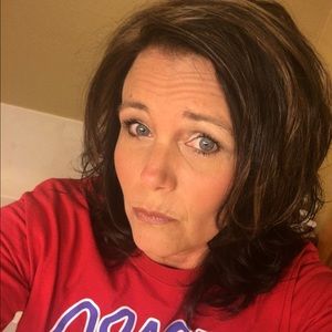 Meet your Posher, Carmela