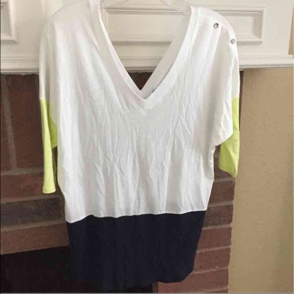 Express Small V Neck White Blue Blouse Shirt - Picture 1 of 4