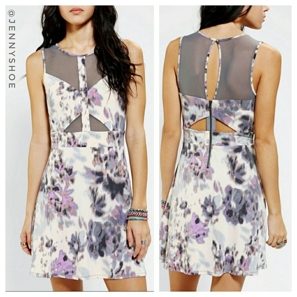 Urban Outfitters Dresses & Skirts - {urban outfitters} mesh cutout floral dress