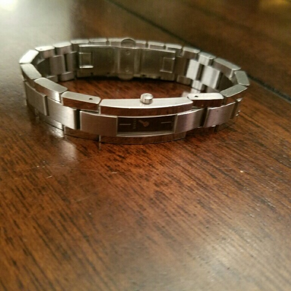 Female watch - Picture 3 of 3