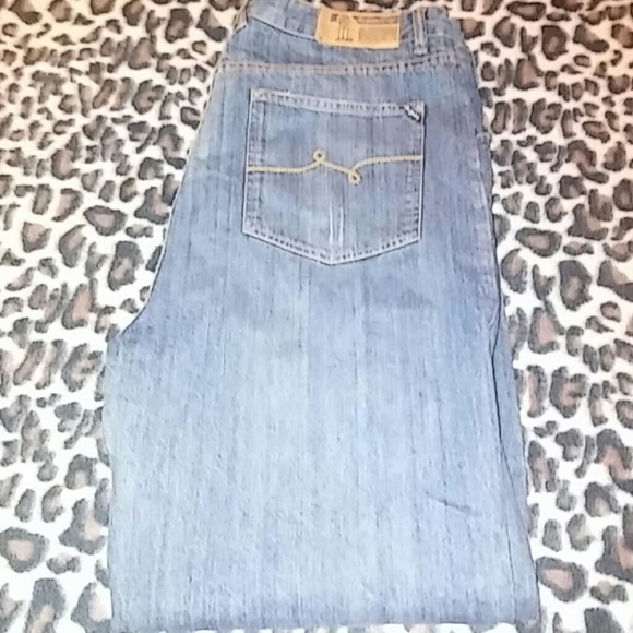 LRG's - Picture 3 of 3