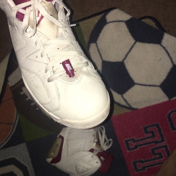 Maroon 6s - Picture 3 of 3