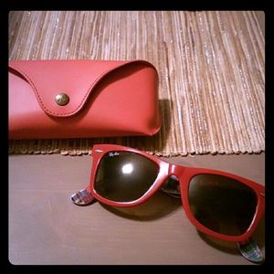 Red wayfarer Ray Ban Sunglasses