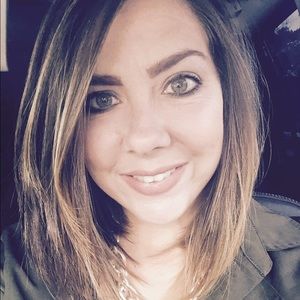 Meet your Posher, Mandy