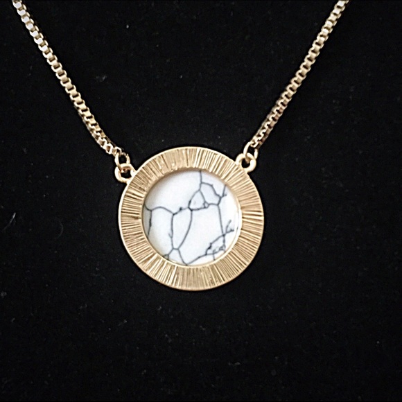 Jewelry - 🎹📿Triple Layer Gold & Howlite Necklace Jewelry - 🎹📿Triple Layer Gold & Howlite Necklace