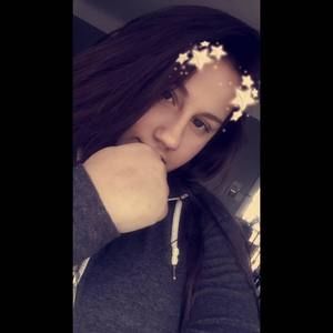 Meet your Posher, Carrie