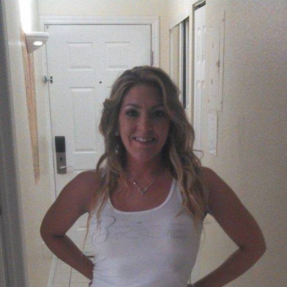 Meet your Posher, Stephanie - Picture 1 of 1