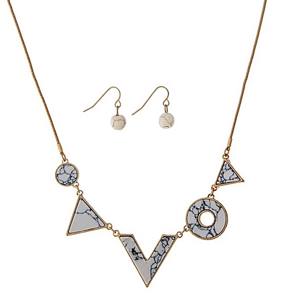 Jewelry - 🎹📿👂🏼Geometric Howlite Necklace Set Jewelry - 🎹📿👂🏼Geometric Howlite Necklace Set