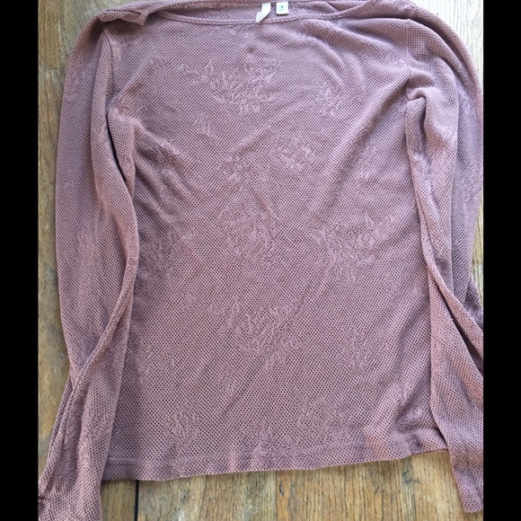 Patterned long sleeve