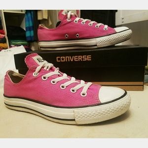 Pink converse