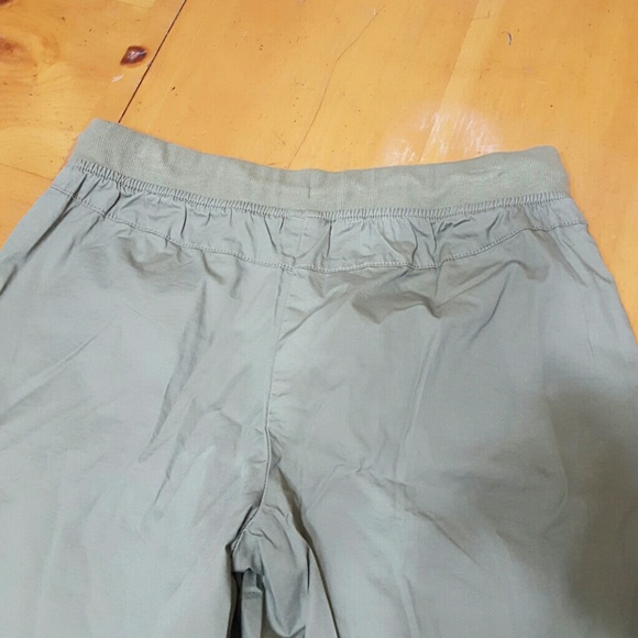 Capri pants - Picture 3 of 3