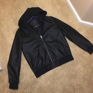 NWOT🔴Men's Forever21 Faux leather jacket
