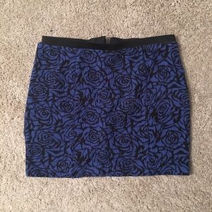 Women's pencil mini skirt