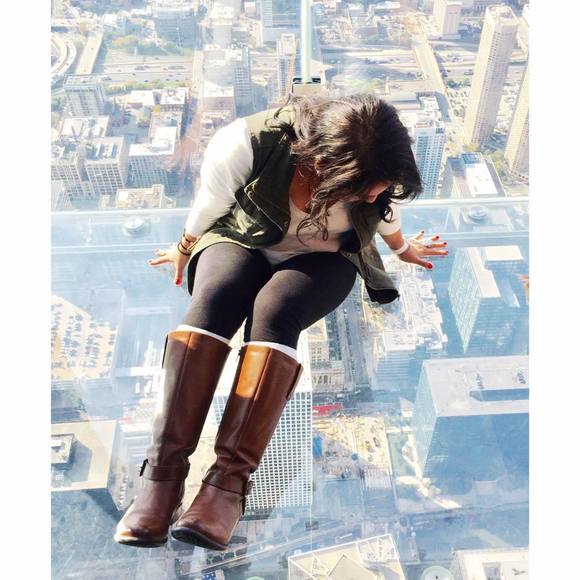 Meet your Posher, Laura