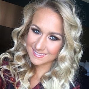 Meet your Posher, Megan