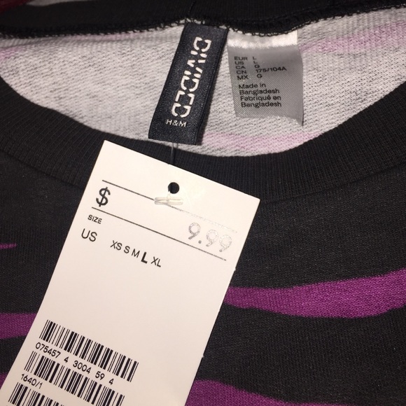 H&M Printed Sweatshirt - Picture 3 of 3