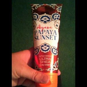 Bath and body works agave papaya sunset lotion.