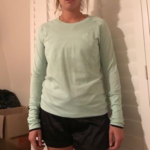Lulu lemon workout shirt