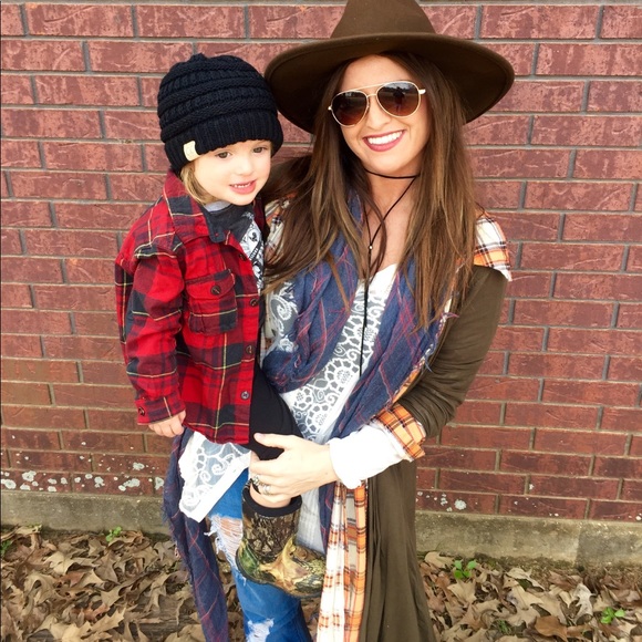 Meet your Posher, Hannah - Picture 4 of 6