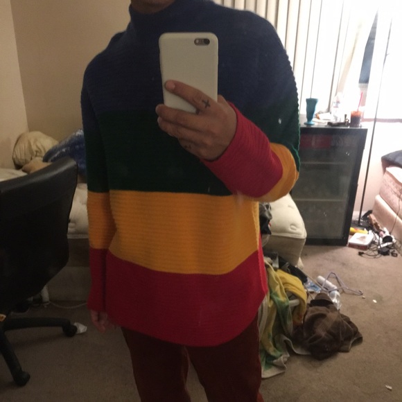 UNIF- crayola sweater - Picture 1 of 3