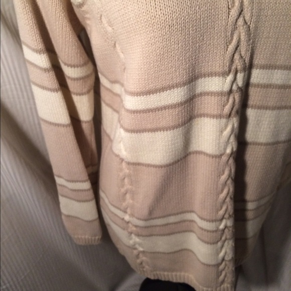 T Neck Sweater - Picture 4 of 4