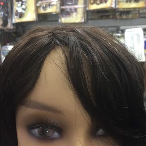 Meet your Posher, Genise