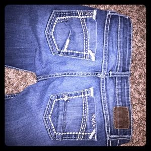 Bke jeans size 24 and fit like a 25/26