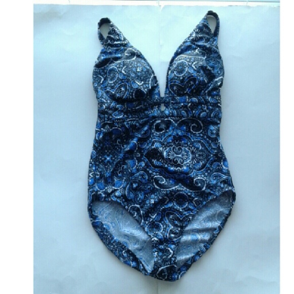 Paisley Printed banded one piece swimsuit - Picture 2 of 4