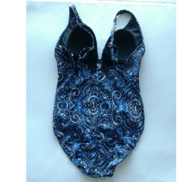 Paisley Printed banded one piece swimsuit - Picture 3 of 4