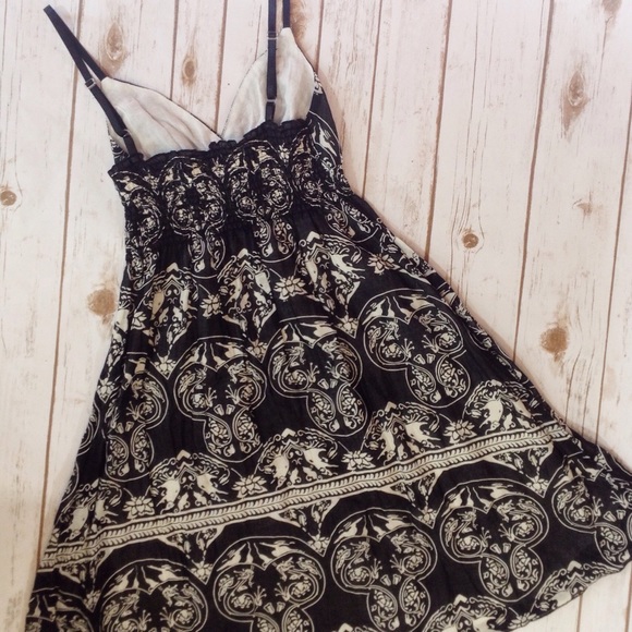 Derek Heart V-Neck Dress NWOT - Picture 2 of 3