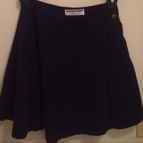 American Apparel navy blue skirt